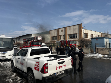 Kayseri’de mobilya fabrikasında yangın/Ek fotoğraflar