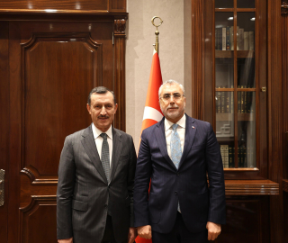 Bakan Işıkhan, Türkiye'nin Riyad Büyükelçiliği’ni ziyaret etti