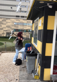 ‘Taksi beni sevmiyor’ diyerek saldırmış; taksi durağına saldırının yeni görüntüleri ortaya çıktı