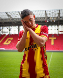 Göztepe Krastev’le imzaladı