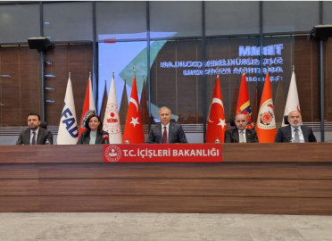 TBMM Suça Sürüklenen Çocuklara İlişkin Araştırma Komisyonu, Bakan Yerlikaya'yı ziyaret etti
