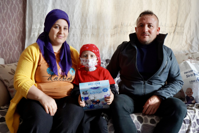 Depremde evleri yıkılan aile, lösemiyle sarsıldı