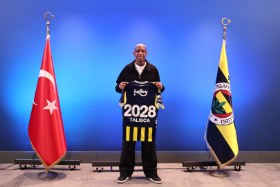 Fenerbahçe, Anderson Talisca'nın sözleşmesini 2 yıl uzattı