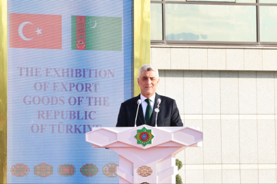 Bakan Bolat, Türkmenistan Türk İhraç Ürünleri Fuarı'nın açılışına katıldı