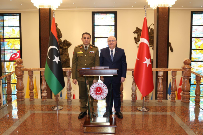 Bakan Güler, Libya Genelkurmay Başkan Vekili Korgeneral Al‑Namroush'u kabul etti