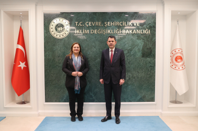 Bakan Kurum, Afyonkarahisar Belediye Başkanı Burcu Köksal’ı kabul etti