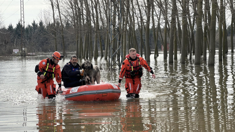 Edirne'de nehirlerin debileri düşüşe geçti, köprüler yaya trafiğine açıldı/Ek fotoğraflar