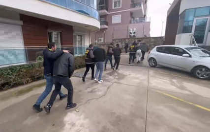 İzmir'de yasa dışı bahis operasyonunda 49 tutuklama