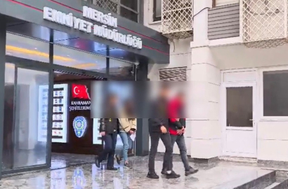 Kendilerini polis olarak tanıtan 4 dolandırıcı tutuklandı