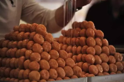 Dedesinin üretip tarifini sır gibi sakladıkları ‘ramazan helvası’, 66 yıldır iftar sofralarını tatlandırıyor