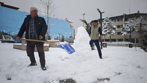 Van'da 143 yerleşim yerinin yolu kardan kapandı/Ek fotoğraflar