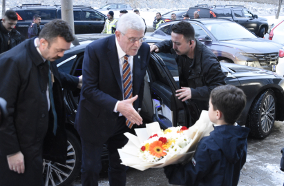 Dervişoğlu'dan, Karaman'da İstiklal Marşı'nın Arapça okunmasına tepki (2)