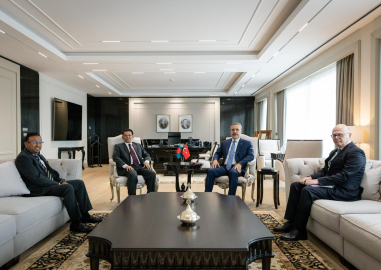 Bakan Fidan, Bangladeşli mevkidaşı Khalilur Rahman ile görüştü