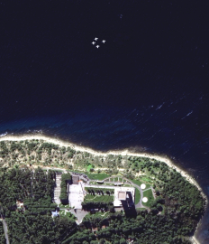 Hava Kuvvetleri'ne ait jetler Çanakkale Şehitler Abidesi'ni selamladı