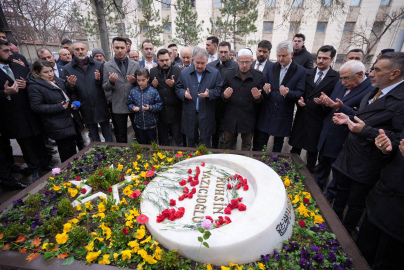 Destici, Yazıcıoğlu’nun kabrini ziyaret etti