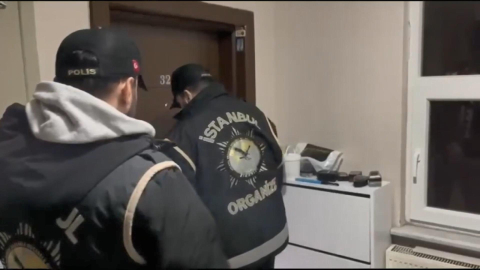 İstanbul - İstanbul'da FETÖ’ye yönelik operasyon: 25 gözaltı