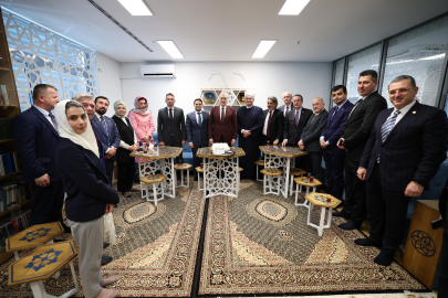 TBMM Başkanı Kurtulmuş, Sisak Recep Tayyip Erdoğan İslam Kültür Merkezi’ni ziyaret etti