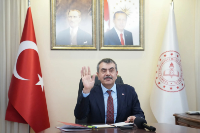 Bakan Tekin, 23 Nisan Çocuk Bayramı Düzenleme Kurulu'nda çocukların fikirlerini dinledi