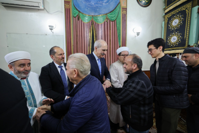 TBMM Başkanı Kurtulmuş, Bükreş Merkez Camii’ni ziyaret etti