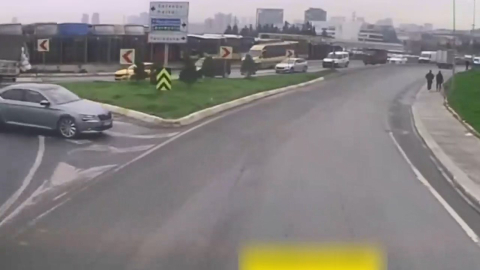 Küçükçekmece'de aracıyla ters şeritte ilerleyen sürücüye 31 bin lira ceza