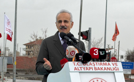 Bakan Uraloğlu: Biz laf değil eser üretiyoruz