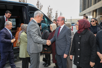 Bakan Memişoğlu: Son 3 ayında ilk hamileliğini yaşayan anne adayına ebe tahsis ediyoruz(2)