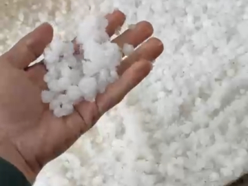 Mardin’de yarım saatlik sağanakta cadde ve sokaklar göle döndü (2)