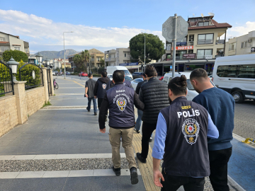 Bungalov kiralama vaadiyle dolandırıcılıkta 3 tutuklama