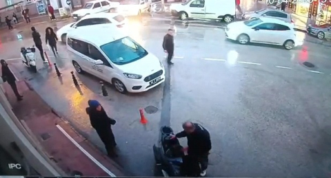 Bursa'da bıçakla saldırı girişiminde bulunan motosiktlet sürücüsüne 180 bin TL ceza