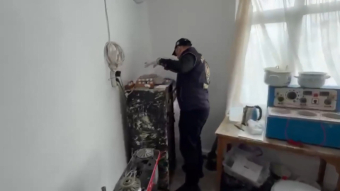 Fatih'te sahte altın imalathanesine polis baskını