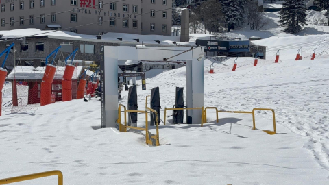 Uludağ'da kar var, tatilci yok