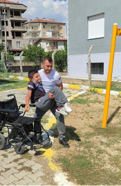 DMD'li Ayaz: Baba, yürümeyi çok özledim