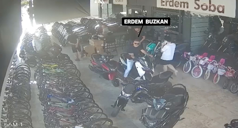 Manavgat’ta eski başkanın tutuklandığı soruşturmada paraların motosikletle taşındığı görüntüler ortaya çıktı