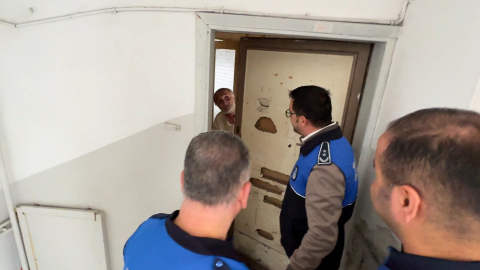 Avcılar'da tutulan kiralık dairede sadece 2 gün kaldı; çöplerle dolu eve geri döndü