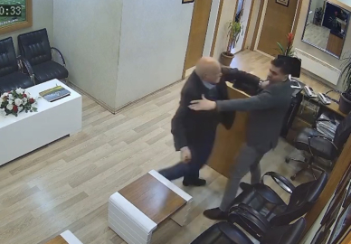 Belediye personeline satırlı saldırının görüntüleri ortaya çıktı