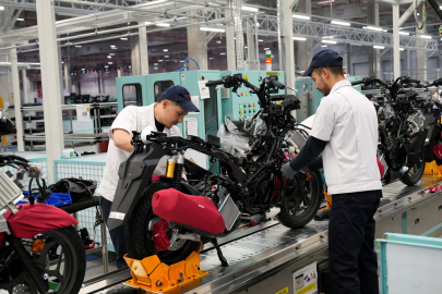 Honda Türkiye, İzmir Aliağa'da motosiklet üretimine başladı