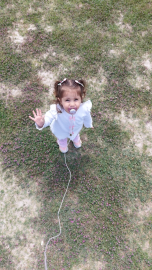 2 yaşındaki İnci, emziğe dronla veda etti