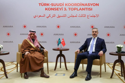 Bakan Fidan, Suudi mevkidaşı Prens Faysal ile görüştü