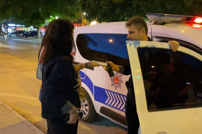 Bursa'da ATM’de unutulan 10 bin TL’yi polise teslim etti