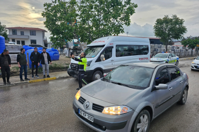 Tokat'ta 2 minibüs çarpıştı: 11 yaralı