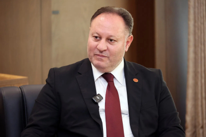 Öztürkler: Hristodulidis’in Türk askerine ‘işgalci’ demesi haddine değildir