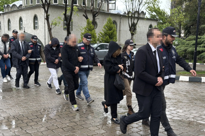 Samsun’daki rüşvet operasyonunda 8 şüpheli adliyede
