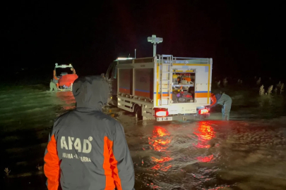 Kayseri’deKİ Tekir Gölü’nde mahsur kalan 3 kişi kurtarıldı