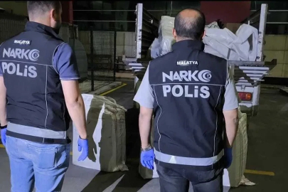 Kamyon kasasında 83 bin uyuşturucu hap ele geçirildi; 3 gözaltı 