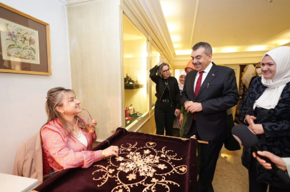 Bakan Tekin, 'Ankara'da Bindallı' kitabının tanıtımına katıldı