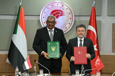 Bakan Yumaklı: Sudan ile ilişkilerimizi ilerletmeye büyük önem veriyoruz