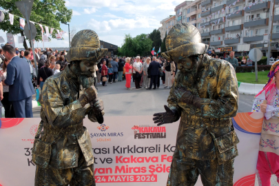  Karagöz Kültür Sanat ve Kakava Festivali renkli görüntülerle başladı