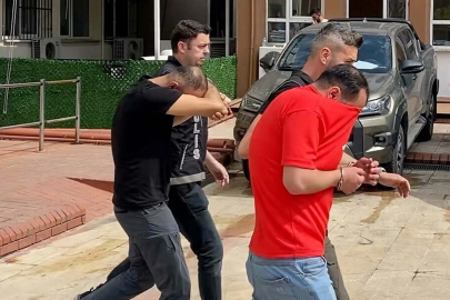 'Dur’ ihtarına uymayan sürücü takip sırasında kaza yaptı; 2 tutuklama