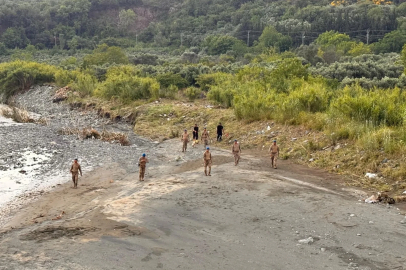 Hatay'da Asi Nehri taştı, sağanakta köprü ve yollar ile bir ev çöktü; 3 ölü, 3 yaralı, 2 kayıp (7)
