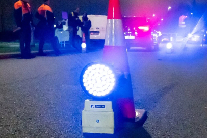 Belçika’da trenle okul servisi çarpıştı